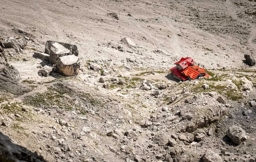 Rifugio Agostini - DOLOMITY NA FERRATACH - PRZEWODNIK - GRUPPO DI BRENTA