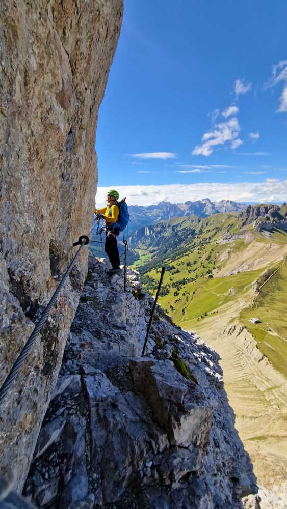 Łatwy odcinek ferraty na Col Ombert Przewodnik Dolomity na Ferratach - część 4