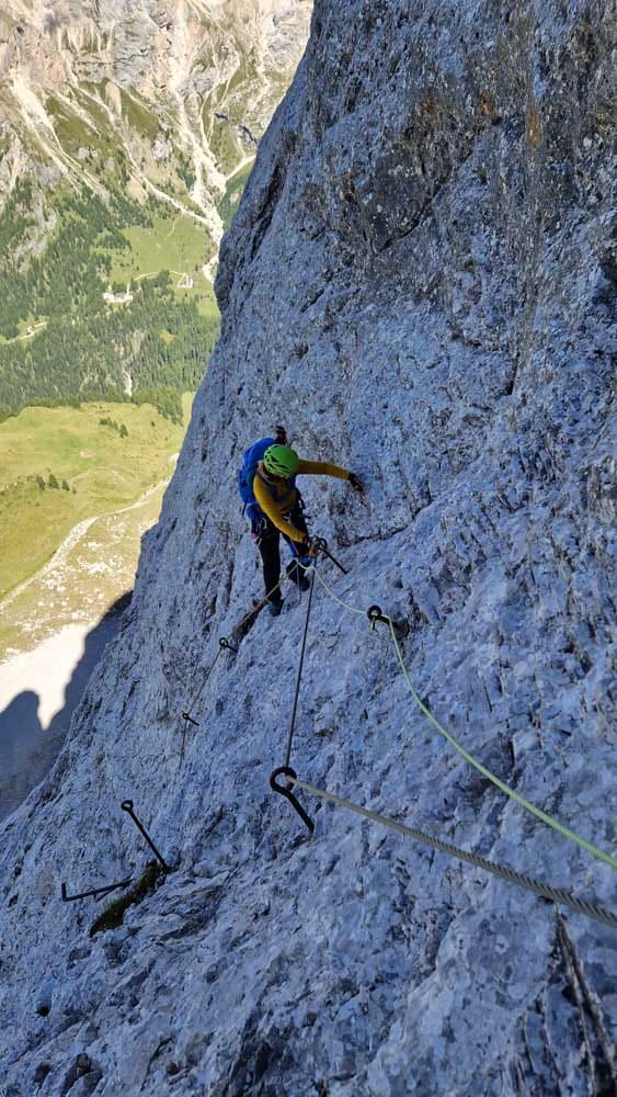 Na ścianie Col Ombert Przewodnik Dolomity na Ferratach - część 4